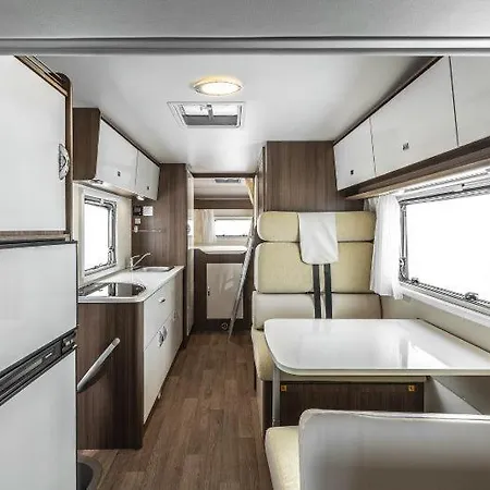 Campervan Joie De Camp بوخارست