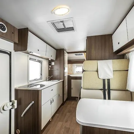 Campervan Joie De Camp مكان تخييم بوخارست